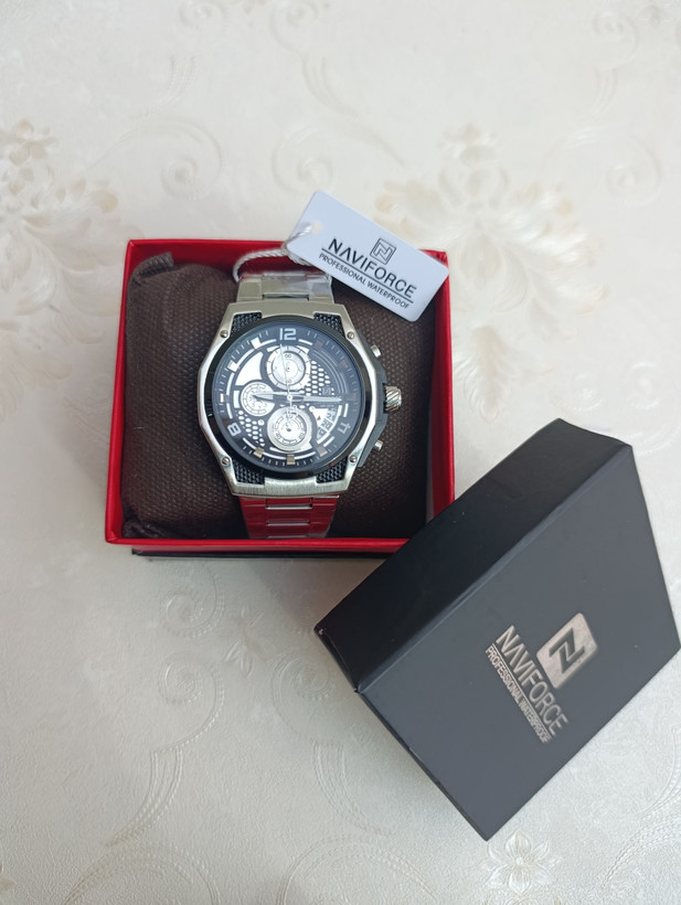 ساعت مچی مردانه نیوی فورس مدل NF8051 بند استیل کرنوگراف